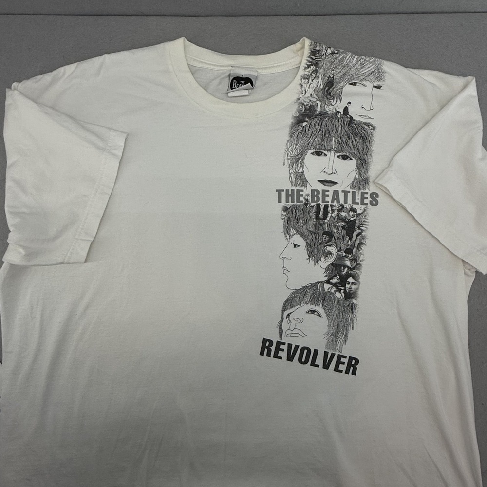 The Beatles Revolver Graphic T-Shirt XL 2006 Apple Corps White Album Art Vintage